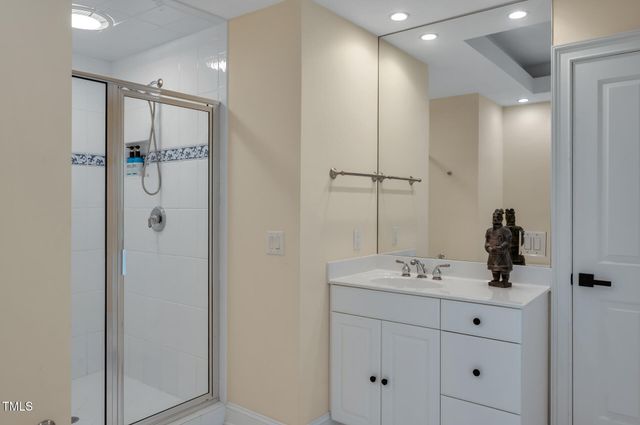 53516 Bickett Drive, Chapel Hill, NC 27517