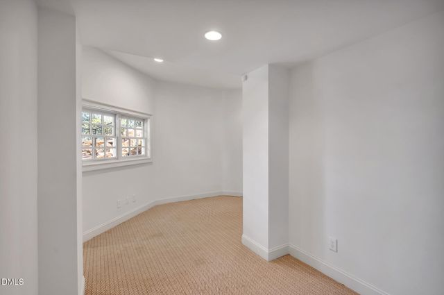 53516 Bickett Drive, Chapel Hill, NC 27517