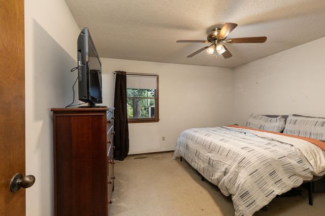 3917 W Harrison Street, Springfield, MO 65802