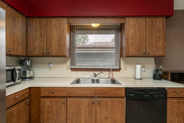 3917 W Harrison Street, Springfield, MO 65802