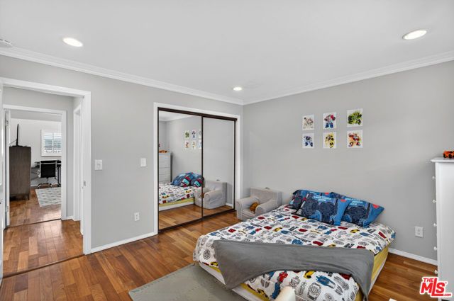 928 11th Street 2, Santa Monica, CA 90403