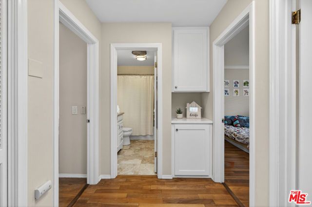 928 11th Street 2, Santa Monica, CA 90403