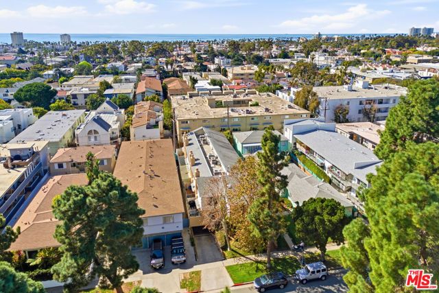 928 11th Street 2, Santa Monica, CA 90403