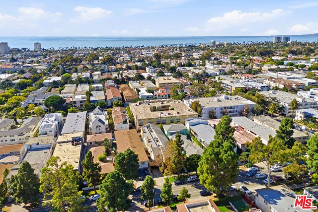 928 11th Street 2, Santa Monica, CA 90403