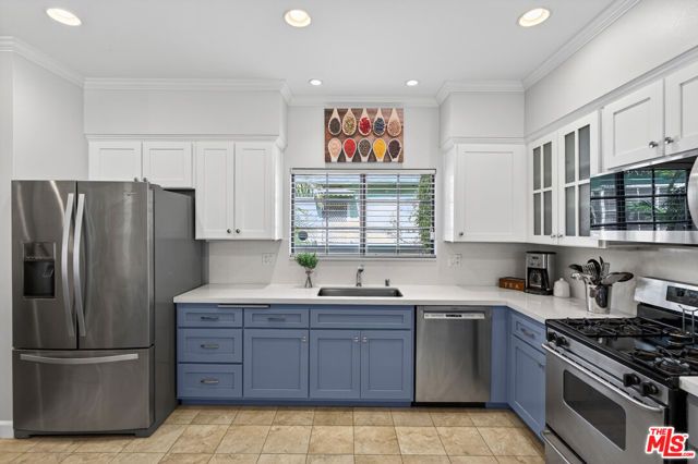 928 11th Street 2, Santa Monica, CA 90403