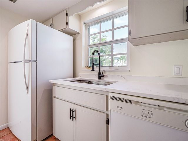 4890 Bethel Creek Drive 5, Vero Beach, FL 32963