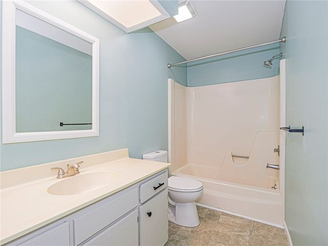 4890 Bethel Creek Drive 5, Vero Beach, FL 32963