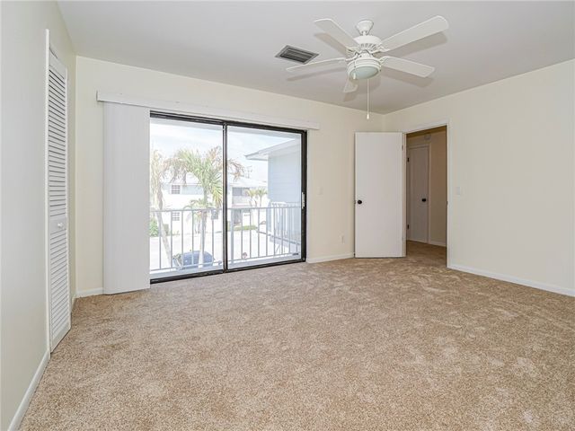 4890 Bethel Creek Drive 5, Vero Beach, FL 32963