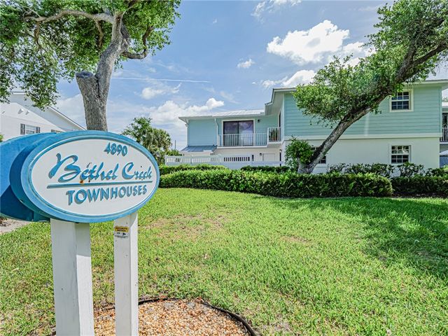 4890 Bethel Creek Drive 5, Vero Beach, FL 32963