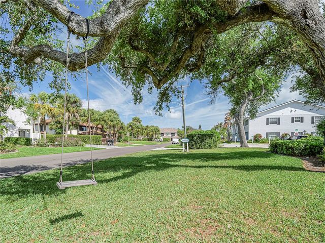 4890 Bethel Creek Drive 5, Vero Beach, FL 32963