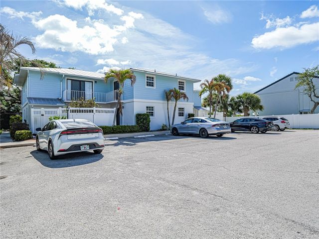 4890 Bethel Creek Drive 5, Vero Beach, FL 32963