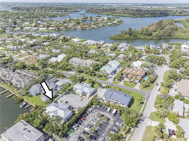 4890 Bethel Creek Drive 5, Vero Beach, FL 32963