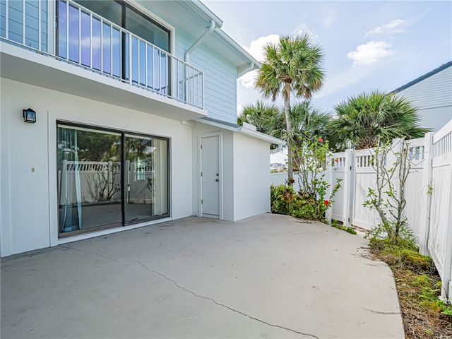 4890 Bethel Creek Drive 5, Vero Beach, FL 32963