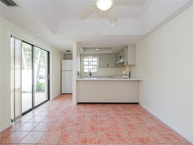 4890 Bethel Creek Drive 5, Vero Beach, FL 32963