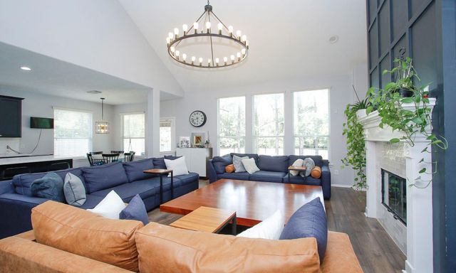 93 N Frontera Circle, The Woodlands, TX 77382