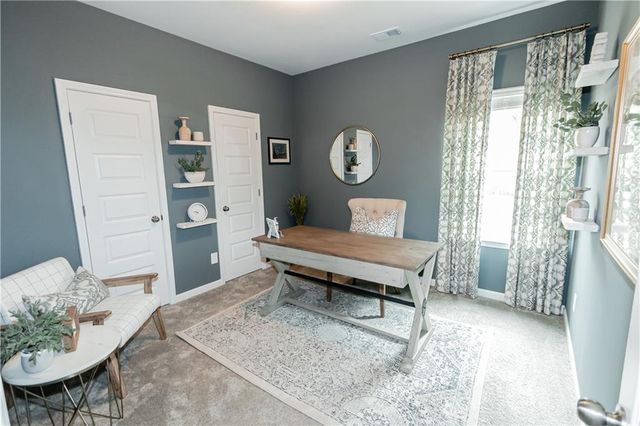 144 Madison Bend, Woodstock, GA 30188