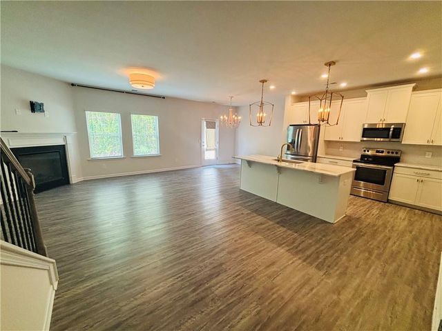 144 Madison Bend, Woodstock, GA 30188