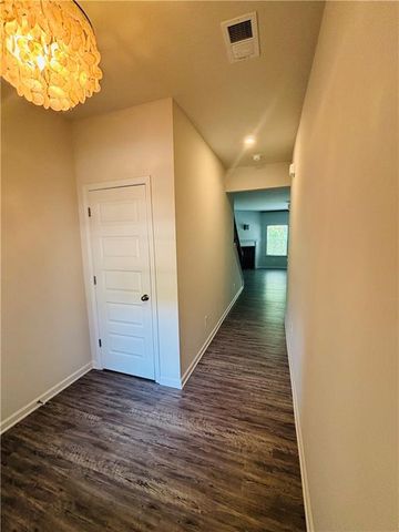 144 Madison Bend, Woodstock, GA 30188