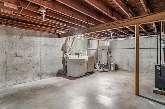 11704 Hand Road, Fort Wayne, IN 46818