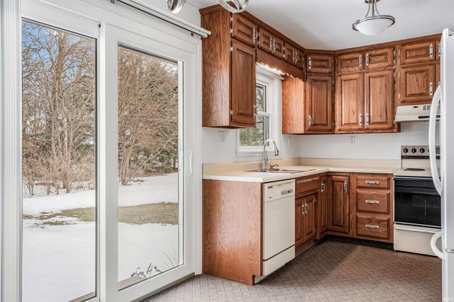 11704 Hand Road, Fort Wayne, IN 46818