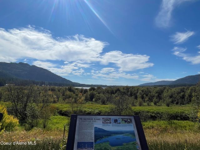 1452 Grizzly Gap Rd, Naples, ID 83847