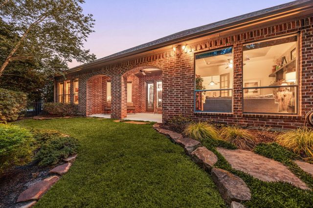 195 Oarwood Place, Spring, TX 77389