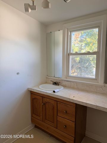 1301 Franklin Parkway, Ocean Twp, NJ 07712