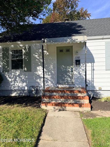 1301 Franklin Parkway, Ocean Twp, NJ 07712