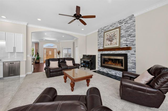 27 Desert Willow Lane, Littleton, CO 80127