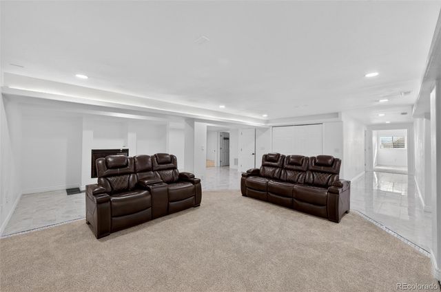 27 Desert Willow Lane, Littleton, CO 80127