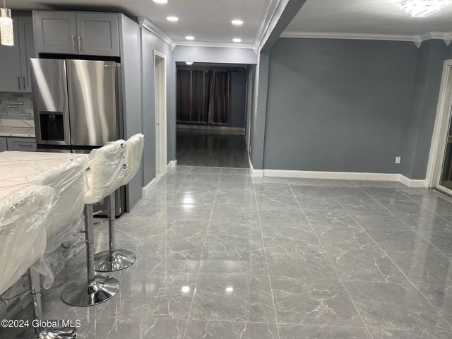 3266 Taylor Street, Rotterdam, NY 12306