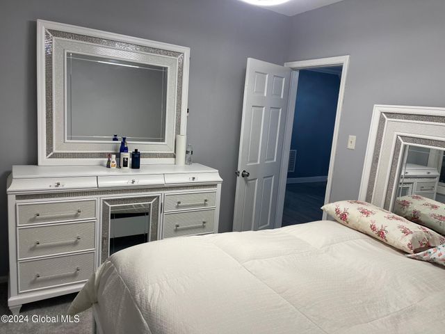 3266 Taylor Street, Rotterdam, NY 12306