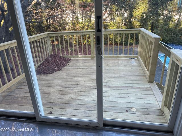 3266 Taylor Street, Rotterdam, NY 12306