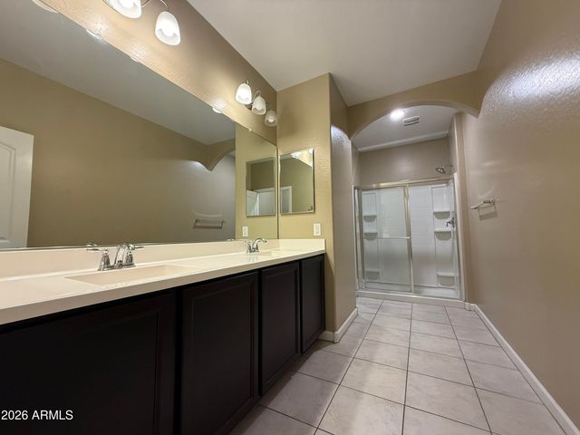 1367 S COUNTRY CLUB Drive 1362, Mesa, AZ 85210