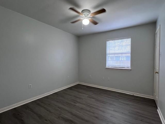 4721 9th Street A, Bacliff, TX 77518