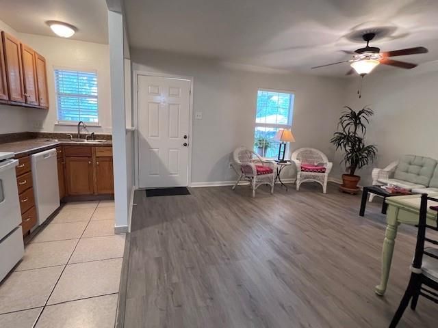 4721 9th Street A, Bacliff, TX 77518
