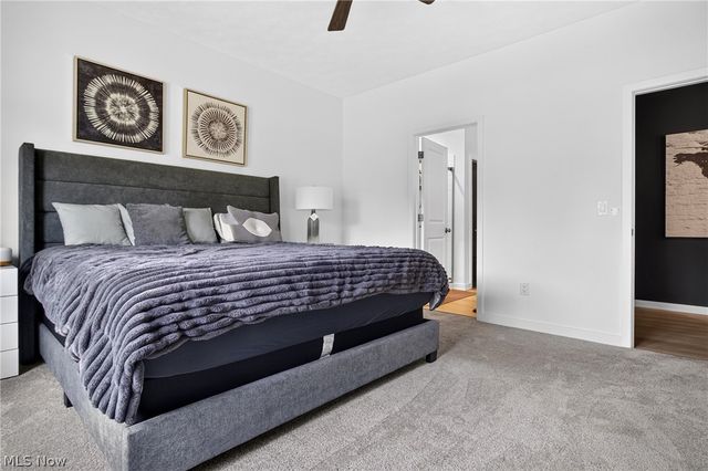 752 Hampshire Court, Amherst, OH 44001
