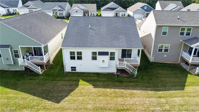 752 Hampshire Court, Amherst, OH 44001