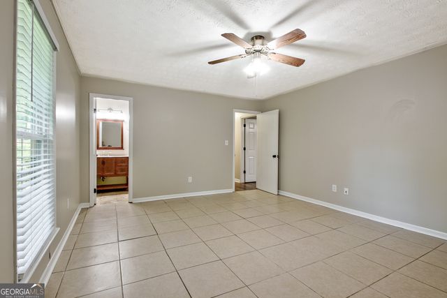 11 Logwood Lane, Newnan, GA 30265
