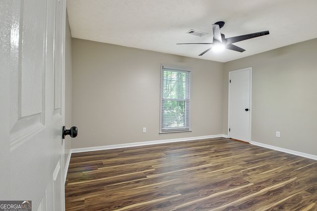 11 Logwood Lane, Newnan, GA 30265
