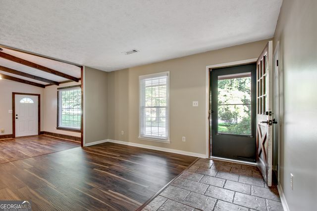 11 Logwood Lane, Newnan, GA 30265