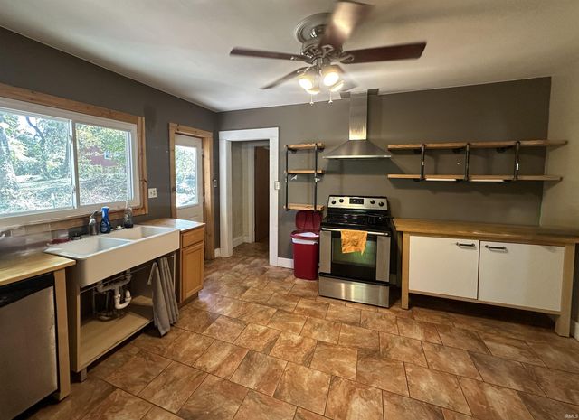 1330 N Kinser Pike, Bloomington, IN 47404