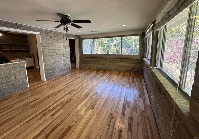 1330 N Kinser Pike, Bloomington, IN 47404