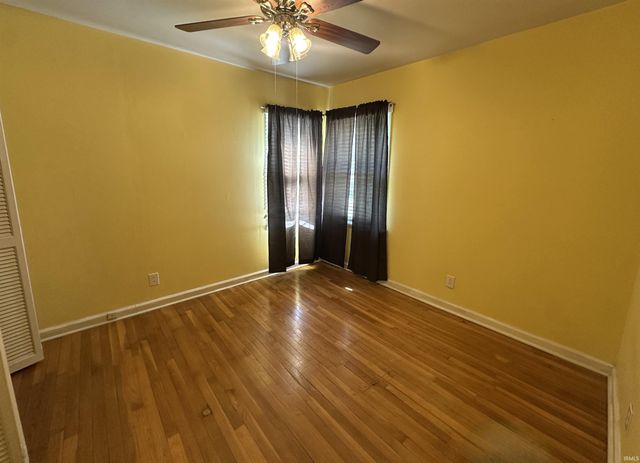 1330 N Kinser Pike, Bloomington, IN 47404