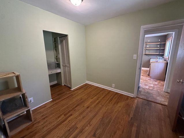 1330 N Kinser Pike, Bloomington, IN 47404