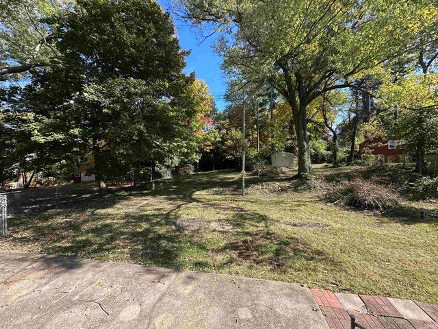 1330 N Kinser Pike, Bloomington, IN 47404