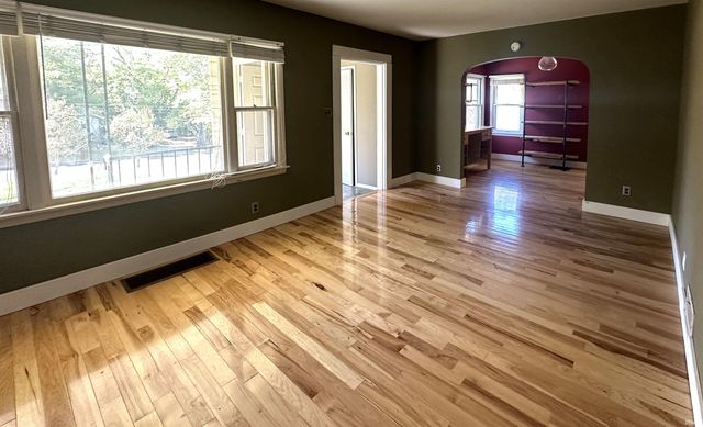 1330 N Kinser Pike, Bloomington, IN 47404