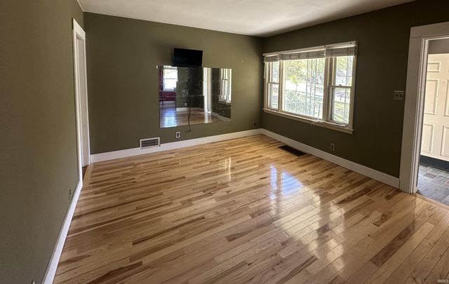 1330 N Kinser Pike, Bloomington, IN 47404