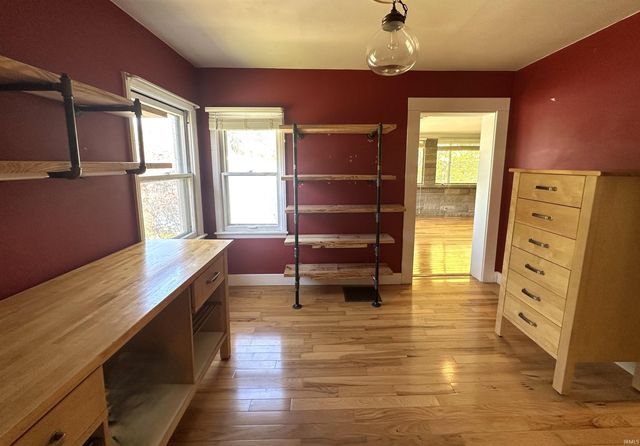 1330 N Kinser Pike, Bloomington, IN 47404