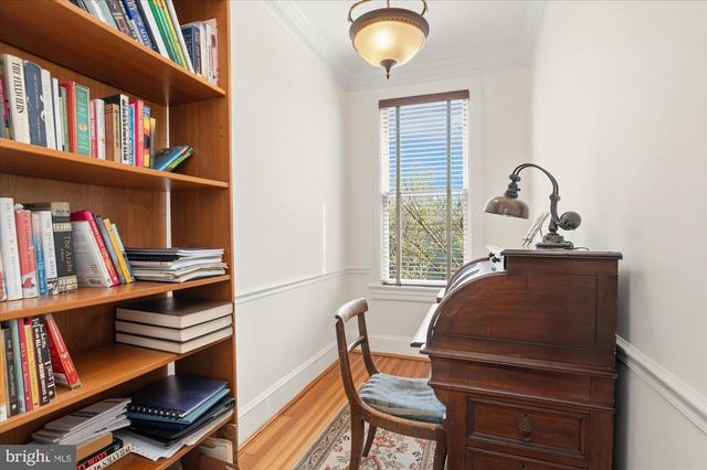 512 INDEPENDENCE AVE SE, Washington, DC 20003